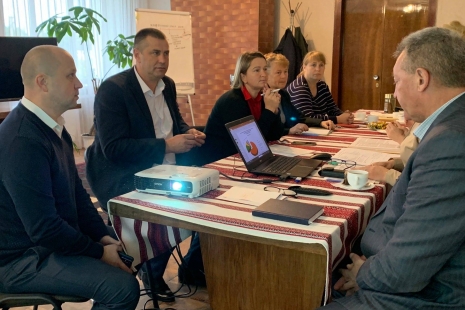 Перший заступник голови райдержадміністрації працює у Рівненському районі
