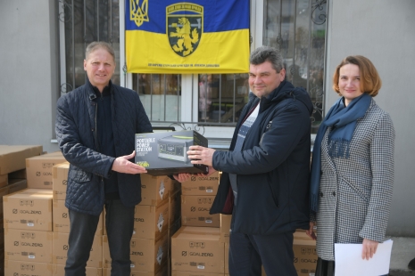 Громадам Рівненщини передали зарядні станції від міжнародних партнерів.