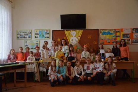 Осінній ярмарок у Вільгірському НВК