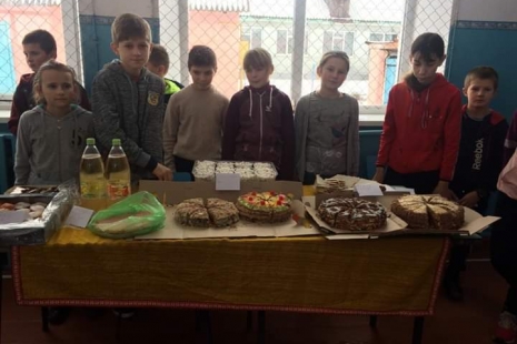У КЗ «Посягвівська ЗОШ І-ІІІ ст.»  03 грудня відбувся Солодкий ярмарок