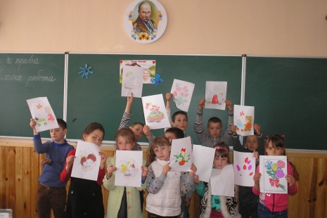 Готуємося до Дня Матері